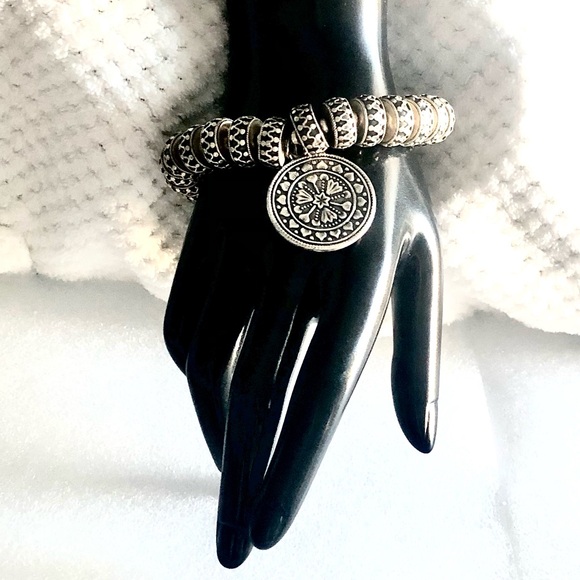 SILPADA Sterling Silver Oversized Oxidized Silver B2BS ROTTEN Toggle Bracelet - Picture 9 of 17